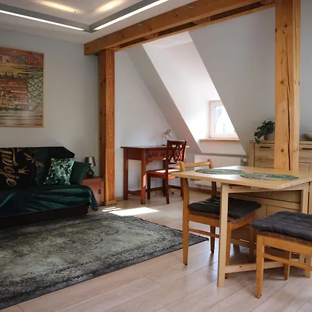 Appartement Shiba *